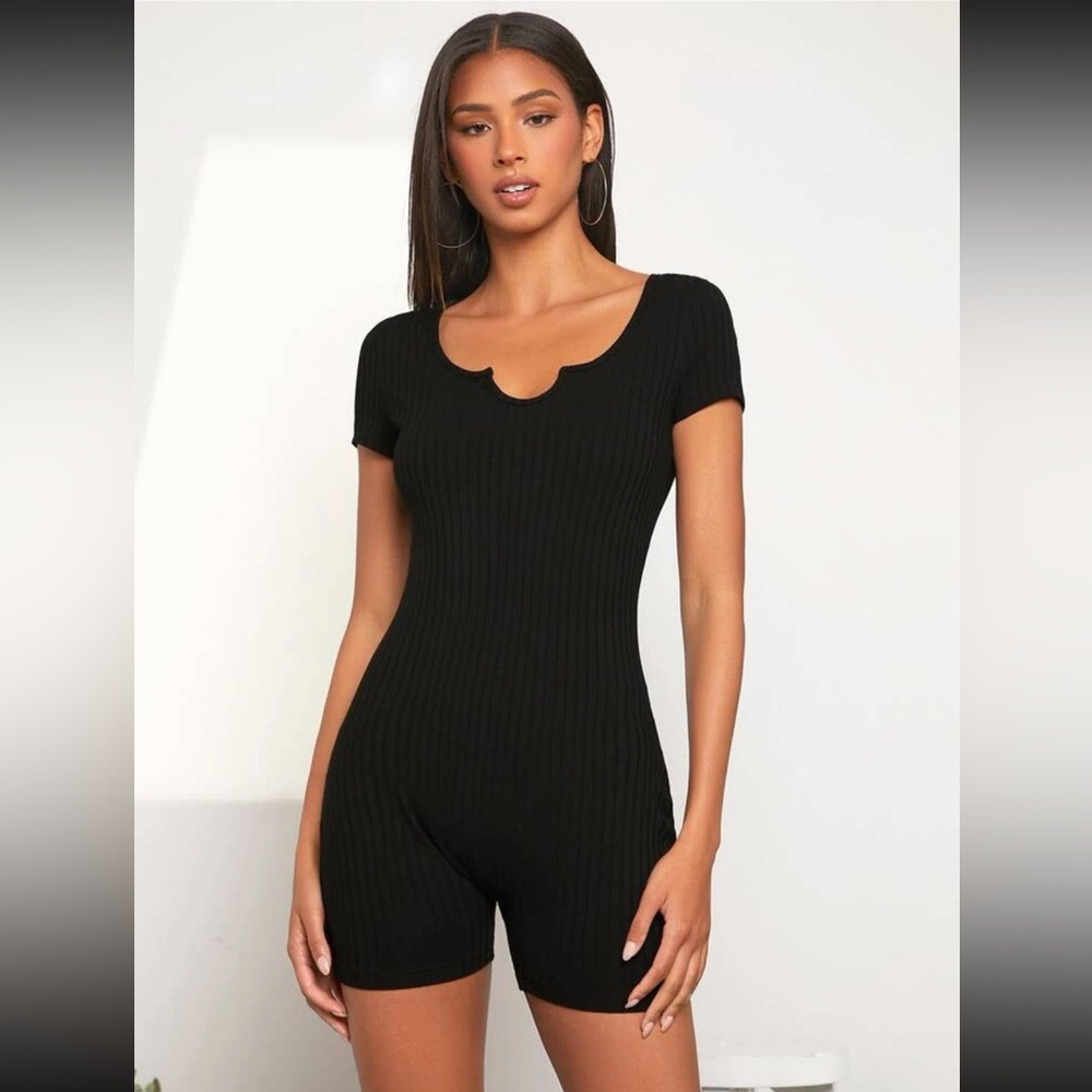 evoluSHEIN Notched Neck Ribbed Knit Unitard Romper